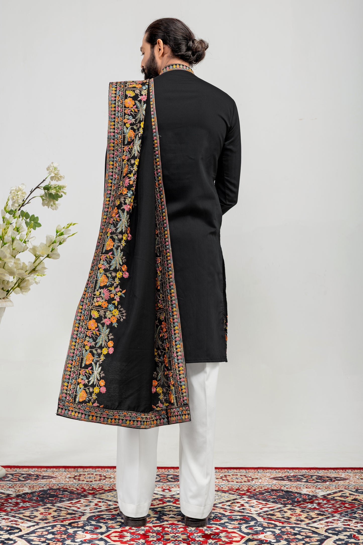 Midnight Noir Floral Embroidered Men’s Kurta Set with Shawl