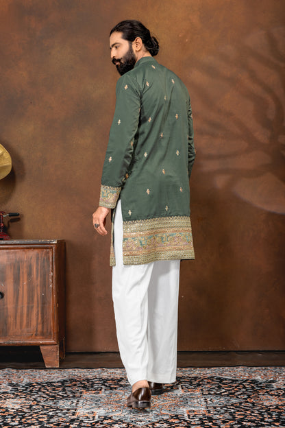 Emerald Royale Embroidered Men’s Kurta Pajama Set