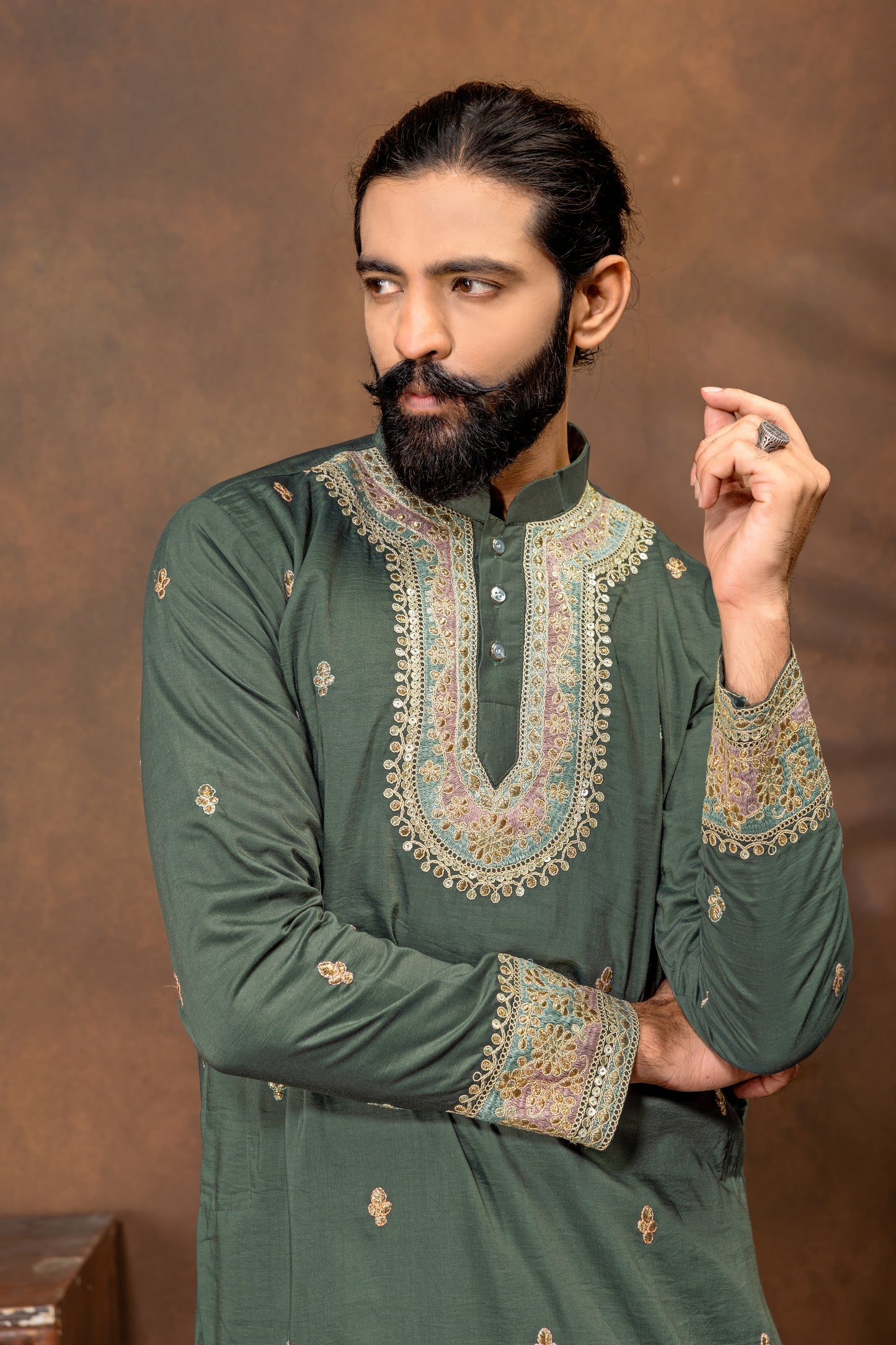 Emerald Royale Embroidered Men’s Kurta Pajama Set