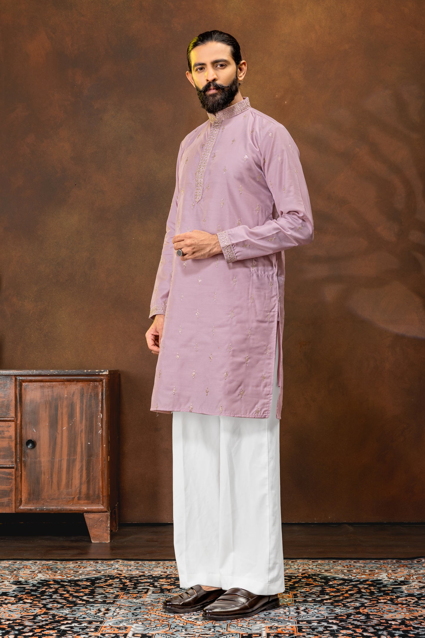Men’s Embroidered Lavender Kurta Pajama Set