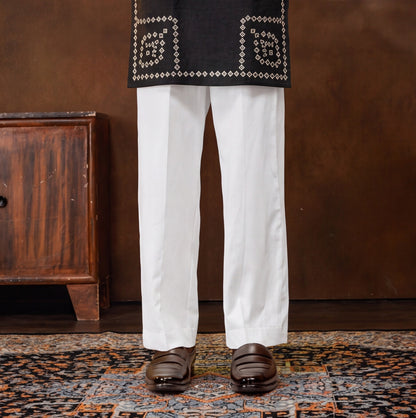 Noir Heritage Embroidered Kurta Set