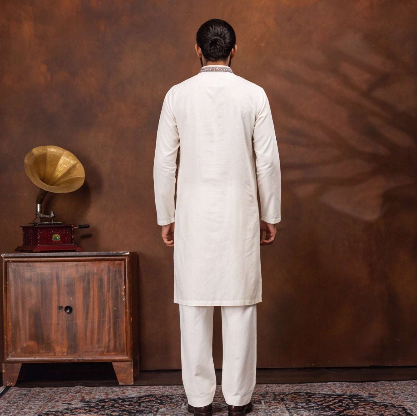 Aariz Ivory Botanical Heritage Kurta Set