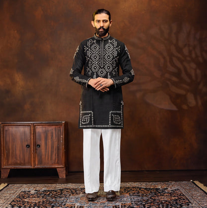 Noir Heritage Embroidered Kurta Set